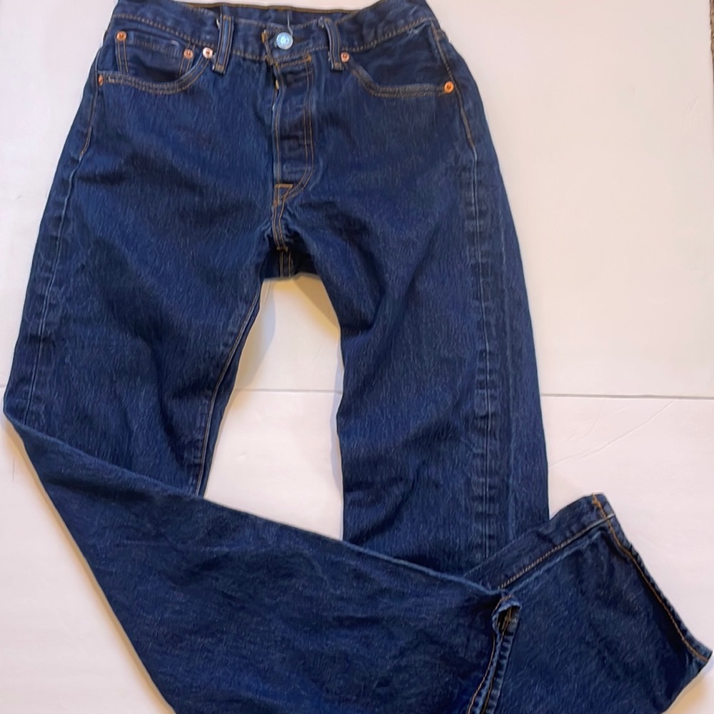 501 Levi’s jeans 30 X 34 dark wash…back to school!